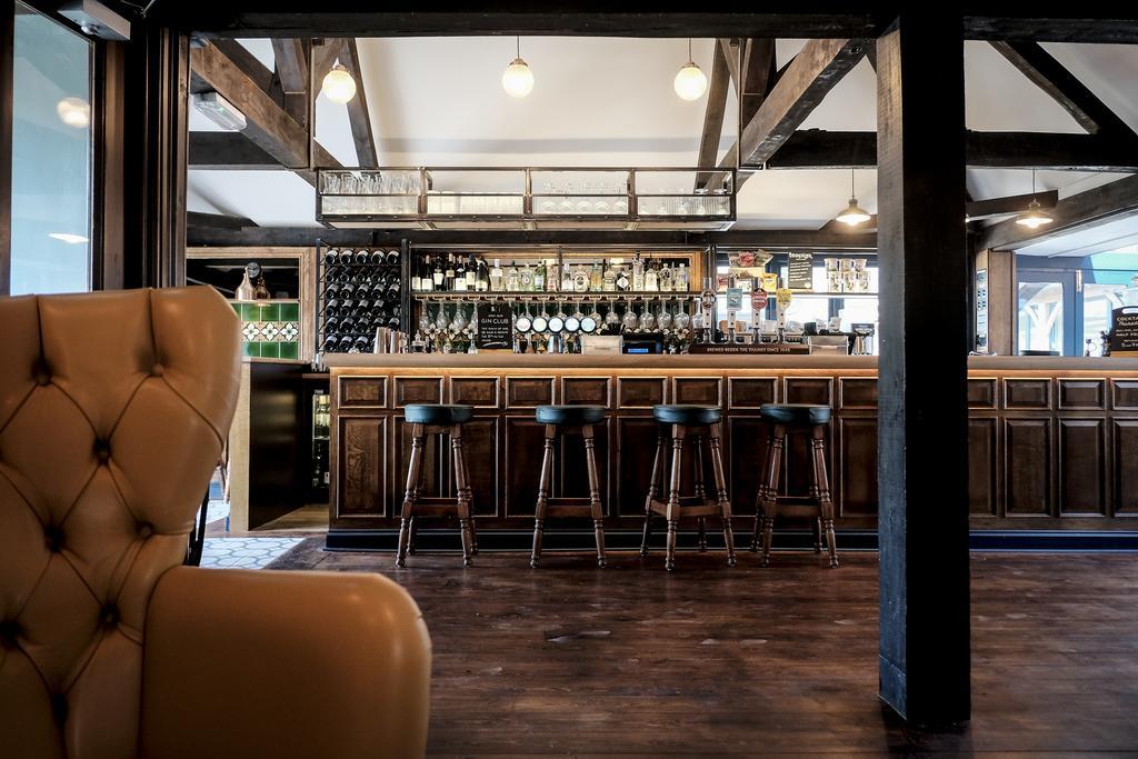 Cromwell Arms Country Pub With Rooms Romsey Εξωτερικό φωτογραφία