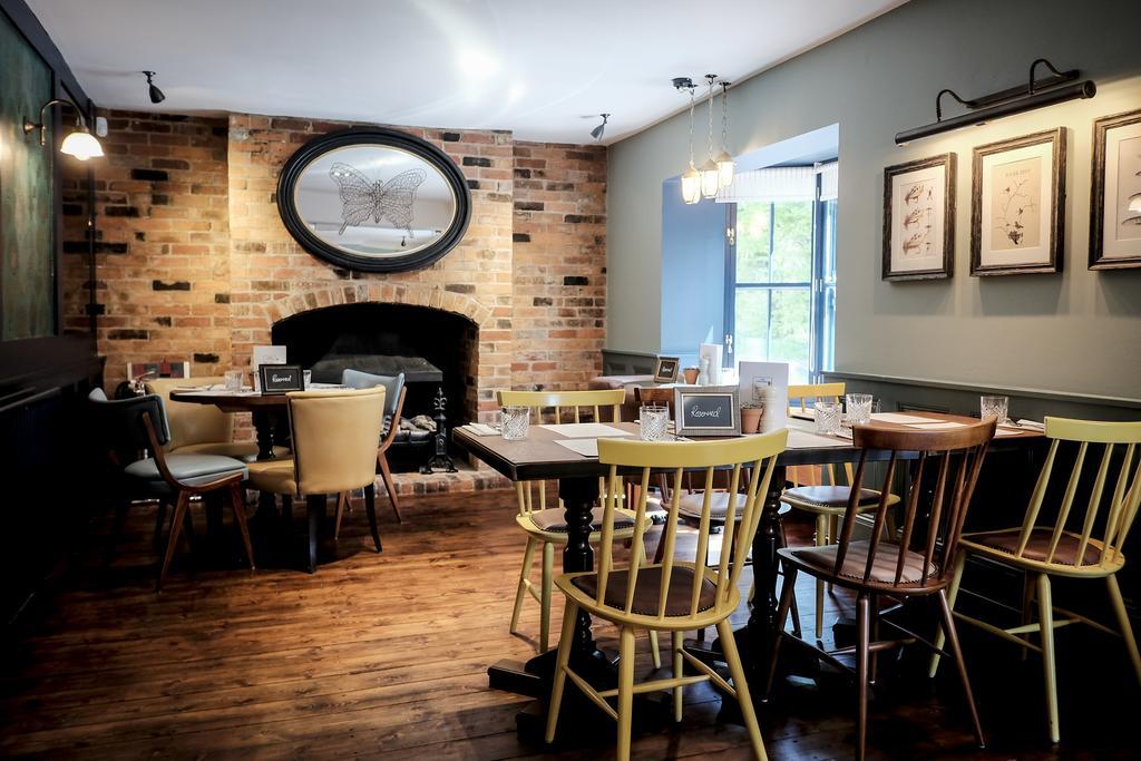 Cromwell Arms Country Pub With Rooms Romsey Εξωτερικό φωτογραφία