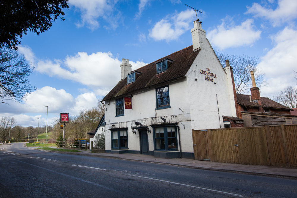 Cromwell Arms Country Pub With Rooms Romsey Εξωτερικό φωτογραφία
