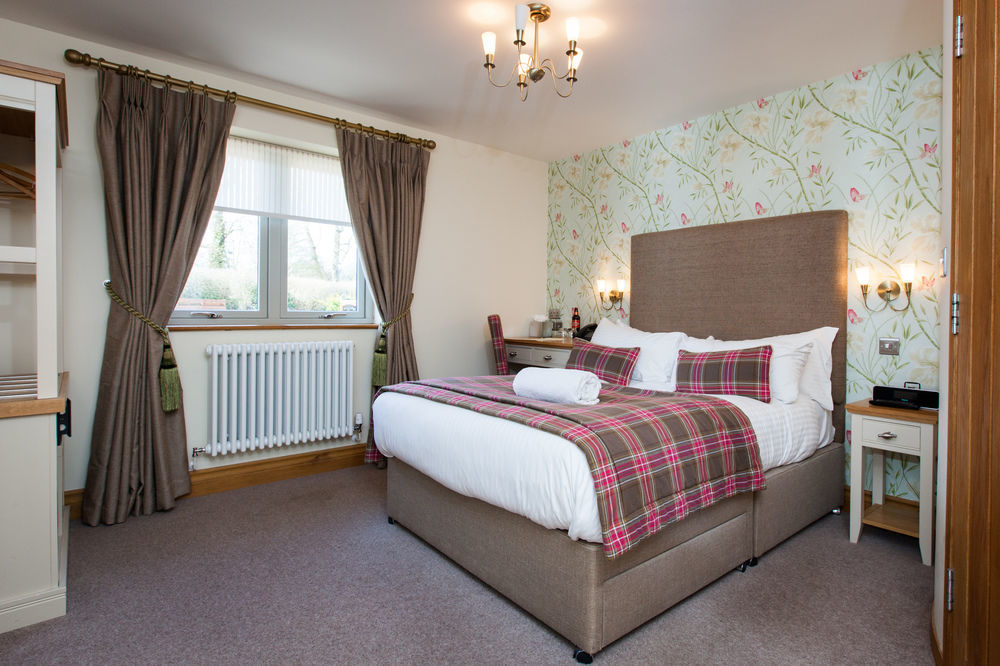 Cromwell Arms Country Pub With Rooms Romsey Εξωτερικό φωτογραφία