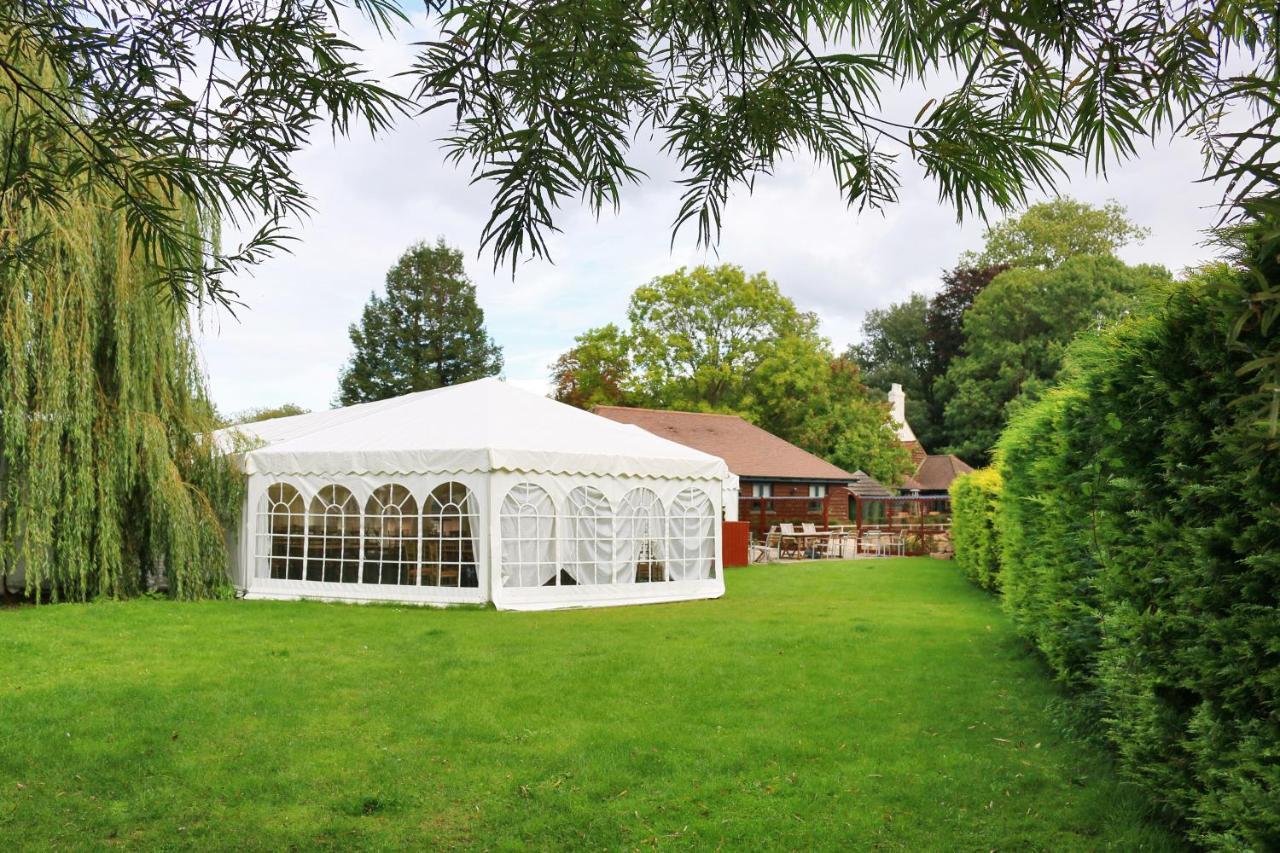 Cromwell Arms Country Pub With Rooms Romsey Εξωτερικό φωτογραφία
