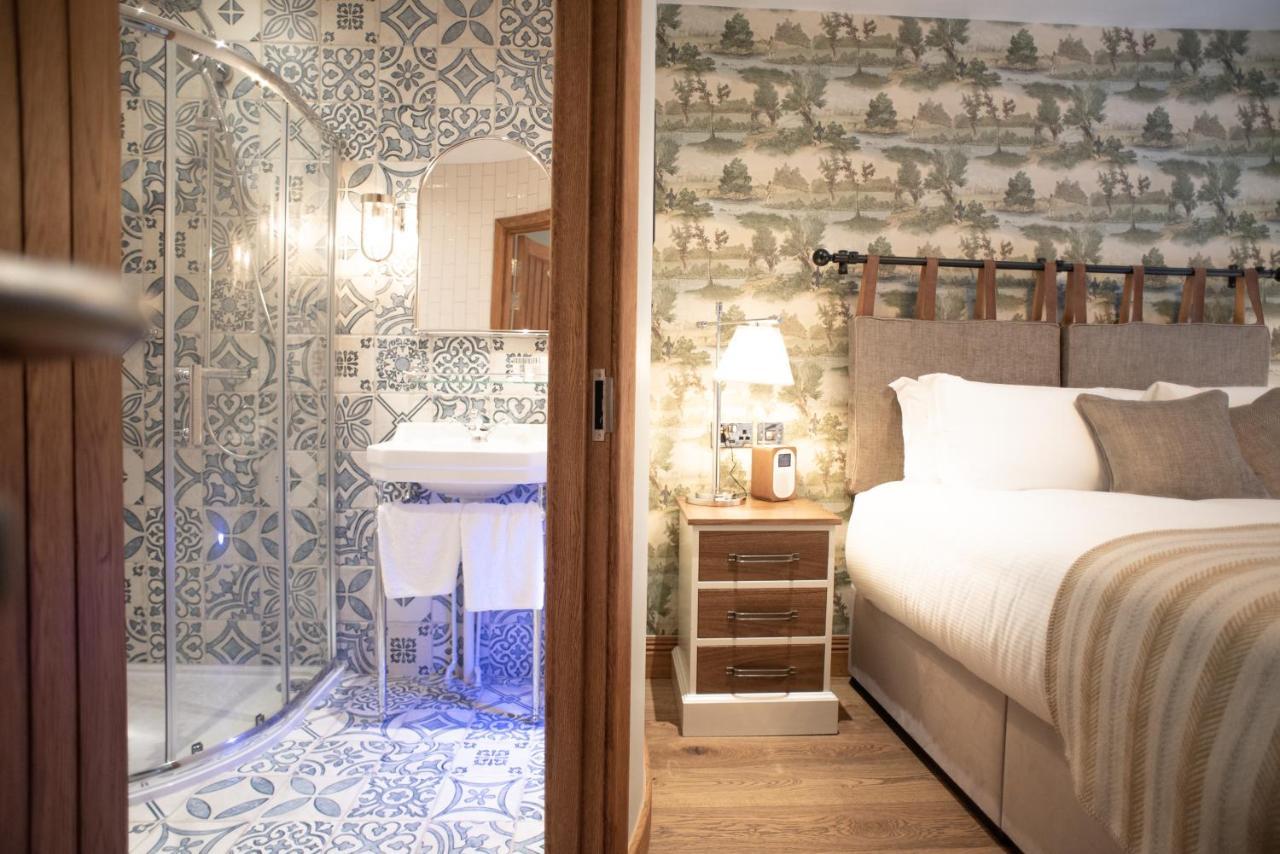 Cromwell Arms Country Pub With Rooms Romsey Εξωτερικό φωτογραφία