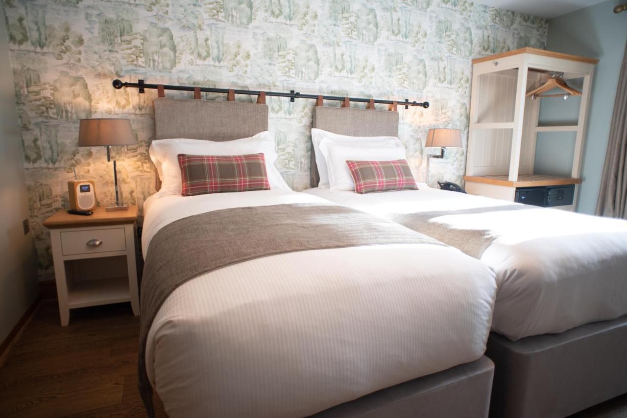 Cromwell Arms Country Pub With Rooms Romsey Εξωτερικό φωτογραφία